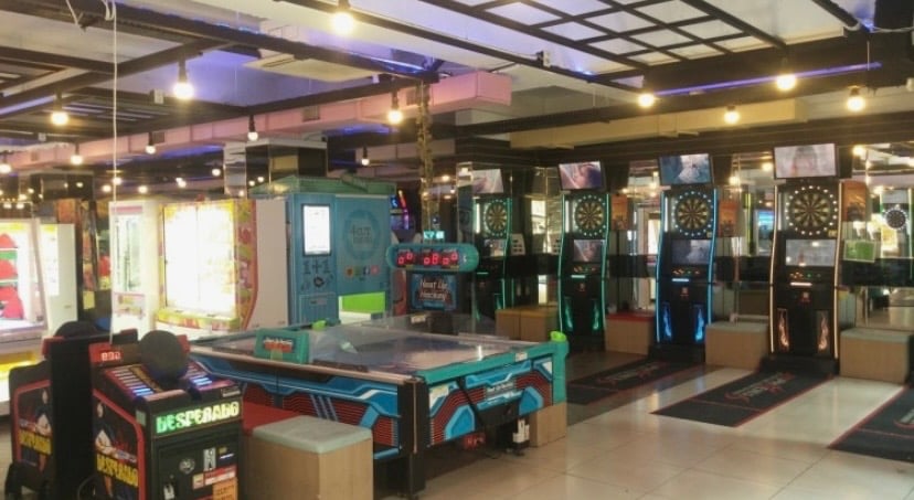 Fun City arcade Konkuk University Seoul Beomgyu Taehyun TXT gaming shooting game spot